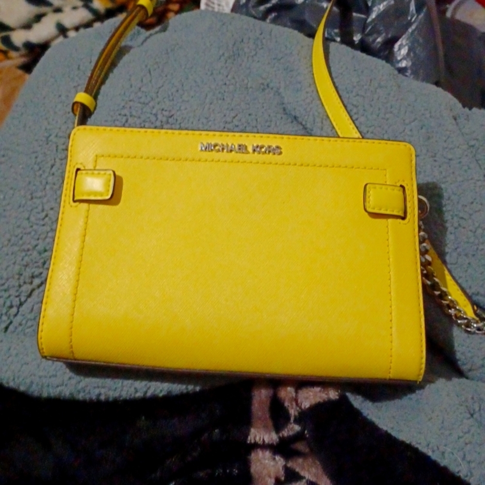 Michael kors purse